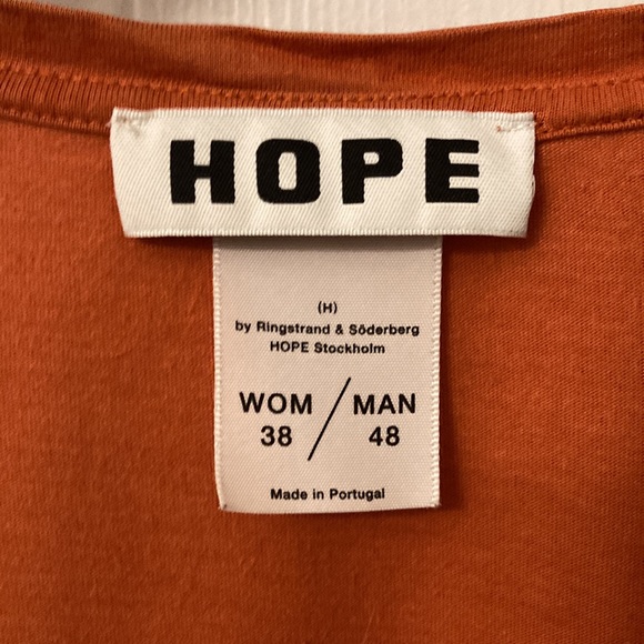Hope t-shirt orange size 38 fits small and medium. - Picture 2 of 5